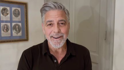 Le comédien américain George Clooney présente ses vœux  aux Brignolais dans une vidéo publiée le 12 janvier 2024 sur le compte du maire de la commune de Brignoles (Var), Didier Brémond. (CAPTURE D'ECRAN/COMPTE FACEBOOK DIDIER BREMOND)