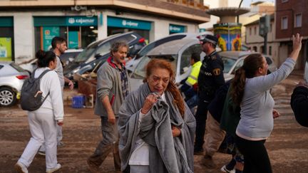 Les inondations ont fait près de 100 morts, alors que de nombreuses personnes sont encore portées disparues. Le gouvernement a décrété trois jours de deuil national. (MANAURE QUINTERO / AFP)