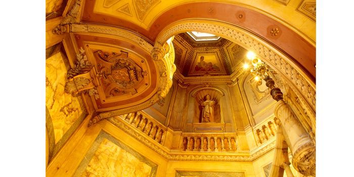 Hôtel de La Païva : Le grand escalier d’onyx, 25 avenue des Champs-Elysées, Paris
 (Gilles Targat)