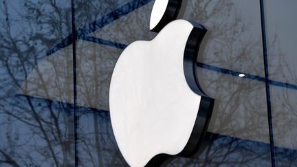 Apple : l'entreprise qui valait 1 000 milliards