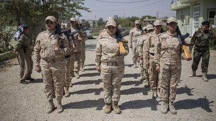 Des combattantes kurdes &agrave; Souleymanieh (Irak), le 27 ao&ucirc;t 2014. (VIANNEY LE CAER / SIPA)