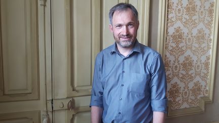 Laurent Mirmand,&nbsp;maire de Craponne. (SEBASTIEN BAER / FRANCEINFO / RADIO FRANCE)