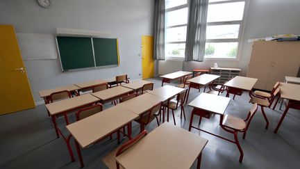 La mobilisation des enseignants dans le primaire est en nette baisse, mardi 10 décembre, par rapport à la première journée de protestation contre la réforme des retraites. (MYCHELE DANIAU / AFP)