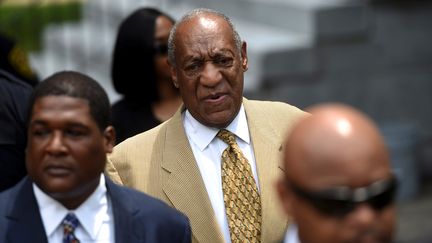 L'acteur Bill Cosby à&nbsp;son arrivée au tribunal de&nbsp;Norristown (Pennsylvanie), le 7 juillet 2016. (MARK MAKELA / REUTERS)