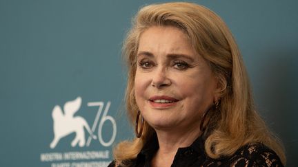 L'actrice Catherine Deneuve à la Mostra de Venise, en Italie, le 28 août 2019.&nbsp; (LUCA CARLINO / NURPHOTO / AFP)