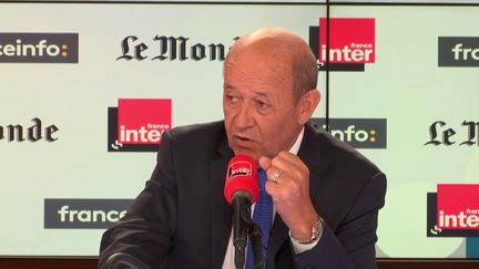 Jean-Yves Le Drian, ministre des Affaires étrangères, invité de&nbsp;France Inter-franceinfo-Le Monde le dimanche 2 septembre. (RADIO FRANCE)