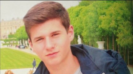 Le corps de Thomas Rauschkolb, retrouvé mort en 2015 à l'âge de 18 ans près de Chambéry, en Savoie, va être exhumé pour autopsie. (Capture d'écran / France 3)