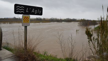 La crue du fleuve de l'Agly, à cause&nbsp;de l'épisode méditerranéen Gloria qui est en cours dans le département des Pyrénées-Orientales, à Rivesaltes, le 22 janvier 2020 (photo d'illustration). (MAXPPP)