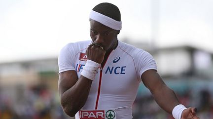 Teddy Tamgho s'est qualifié dès son deuxième saut pour la finale de dimanche (IAN MACNICOL / AFP)