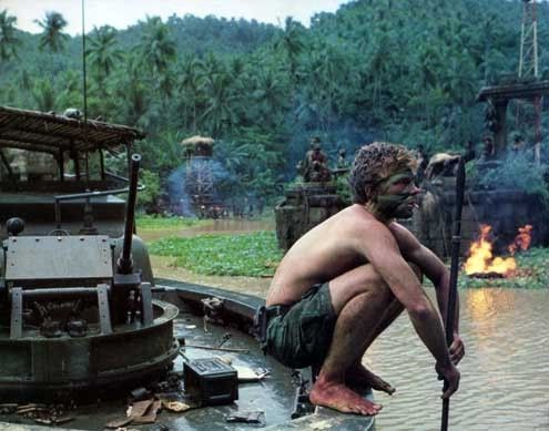 Scène de Apocalypse Now (1979) (COLLECTION CHRISTOPHEL)