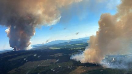 Les feux de Long Loch et de Derrickson Lake, en Colombie-Britannique (ouest du canada), le 30 juin 2021.&nbsp; (BC WILDFIRE SERVICE / AFP)