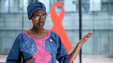 Winnie Byanyima, directrice exécutive de l'Onusida, le 3 juillet 2020 à Genève (Suisse). (FABRICE COFFRINI / AFP)