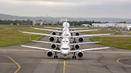 Des avions d'Airbus, le 29 mai 2019 à Toulouse (Haute-Garonne). (JEAN-VINCENT REYMONDON / AIRBUS / AFP)