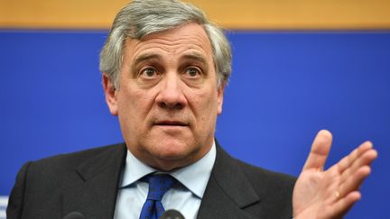 L'Italien Antonio Tajani tient une conférence de presse après avoir été élu président du Parlement européen à Strasbourg (Bas-Rhin), le 18 janvier 2017. (MUSTAFA YALCIN / ANADOLU AGENCY / AFP)