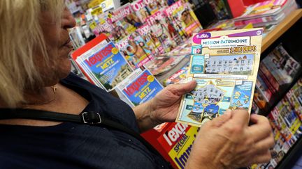 La&nbsp;Française des jeux lance lundi 2 septembre de nouveaux tickets pour son Loto du patrimoine, dont un à trois euros. (JULIO PELAEZ / MAXPPP)