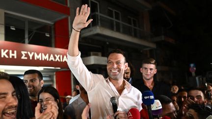 Stefanos Kasselakis, le soir de son élection à la tête de Syriza, le 25 septembre 2023. (ARIS MESSINIS / AFP)