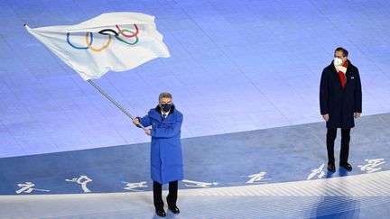 Thomas Bach, président du CIO,&nbsp;lors de la cérémonie de clôture des&nbsp;Jeux olympiques d'hiver de Pékin, le 20 février 2022. (HERVIO JEAN-MARIE / KMSP / AFP)