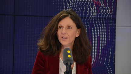 Elise Fajgeles, députée LREM, rapporteur du projet de loi asile et immigration. (JEAN-CHRISTOPHE BOURDILLAT / RADIO FRANCE)