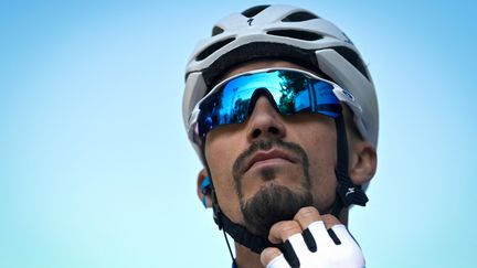 Julian Alaphilippe au départ de Liège-Bastogne-Liège, le 24 avril 2022. (ERIC LALMAND / BELGA)