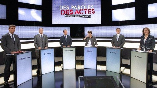 Le 15 septembre 2011, sur le plateau de DPDA, les six candidats à la Primaire débatent. (Patrick Kovarik/AFP)