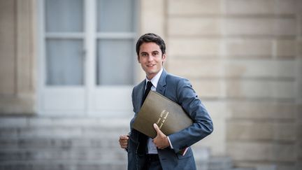 Le porte-parole du gouvernement, Gabriel Attal, le 19 juillet 2021. (ARTHUR NICHOLAS ORCHARD / HANS LUCAS / AFP)