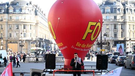 Frédéric Souillot, 1er secrétaire de FO pendant la mobilisation contre le projet de réforme des retraites le 5 avril 2023. (EMMANUEL DUNAND / AFP)