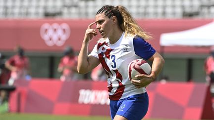 Chloe Pelle et ses coéquipières sont qualifiées pour les quarts de finale de rugby à 7, grâce à leur victoire face au Brésil.&nbsp; (HERVIO JEAN-MARIE / KMSP)