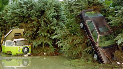 Inondation à Vaison-la-Romaine (Vaucluse), le 23 septembre 1992. Des symptômes de stress post-traumatique ont été observés chez des habitants plusieurs années après. (ERIC CABANIS / AFP)