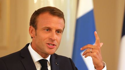 Emmanuel Macron, à Helsinki (Finlande), le 30 août 2018. (LUDOVIC MARIN / AFP)