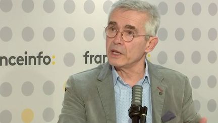 Yves Veyrier, secrétaire général de Force ouvrière était l'invité de franceinfo, le 10 novembre 2021.&nbsp; (FRANCIENFO / RADIO FRANCE)