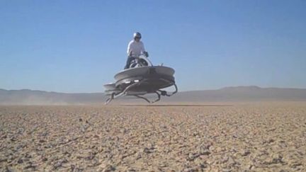 L'engin de la soci&eacute;t&eacute; Aeroflex, test&eacute; dans le d&eacute;sert de Mojave, en Californie (Etats-Unis). (CAPTURE D'ÉCRAN YOUTUBE)