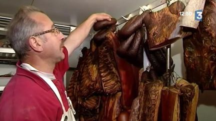 Jean-Paul Deybach, fermier aubergiste dans le Haut-Rhin. (FRANCE 3 ALSACE)