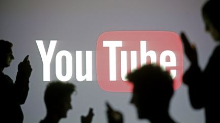 Auparavant, lorsqu'un film qui venait d'&ecirc;tre mis en ligne &eacute;tait visionn&eacute; &agrave; de nombreuses reprises, YouTube bloquait son compteur de vues sur 301. (DADO RUVIC / REUTERS)