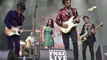 A 20h, Minuit s'empare de la scène du Fnac Live. Après de nombreux concerts, Simone Ringer, Raoul Chichin, Joseph Delmas, Tanguy Truhé et Clément Aubert préparent leur premier album. 
 (SADAKA EDMOND/SIPA)