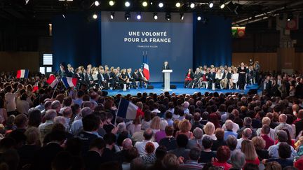 François Fillon donne un meeting à la porte de Versailles, à Paris, le 9 avril 2017. (QUENTIN VEUILLET / CITIZENSIDE / AFP)