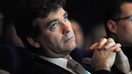 Arnaud Montebourg, lors d'une conf&eacute;rence de l'Union fran&ccedil;aise de l'&eacute;lectricit&eacute;, &agrave; Paris, le 28 novembre 2012. (ERIC PIERMONT / AFP)