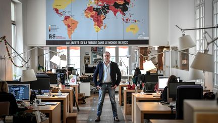 Le secrétaire général de RSF Christophe Deloire dans les locaux de l'ONG à Paris, le 9 octobre 2020. (STEPHANE DE SAKUTIN / AFP)