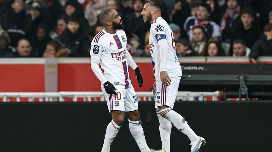 L'Olympique lyonnais voit s'envoler les espoirs de podium après sa défaite  face à Lille