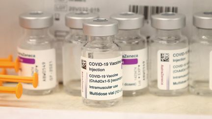 Des doses du vaccin AstraZeneca contre le Covid-19, le 8 avril 2021 à Varsovie (Pologne).&nbsp; (STR / NURPHOTO / AFP)