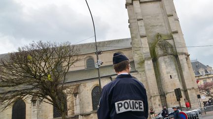 &nbsp; (Attentat déjoué contre une ou des églises de Villejuif © Maxppp)