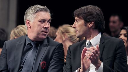 Carlo Ancelotti et Leonardo, le 11 janvier 2013 &agrave; Paris. L'ancien et le futur entra&icirc;neur du PSG ?&nbsp; (JACQUES DEMARTHON / AFP)