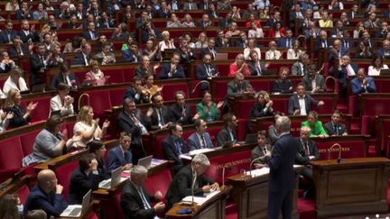 Adoption du projet de loi de finances rectificative : des débats houleux, et une seconde délibération pour la revalorisation des pensions de retraite