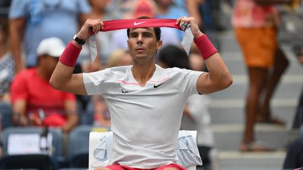 Rafael Nadal lors de son huitième de finale face à Frances Tiafoe à l'US Open 2022, le 5 septembre. (ANGELA WEISS / AFP)