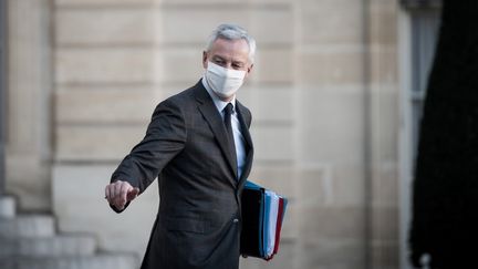 Le ministre de l'Economie Bruno Le Maire à la sortie du conseil des ministres au Palais de l'Elysée à Paris le 18 novembre 2020. (Arthur Nicholas Orchard / Hans Lucas / Hans Lucas via AFP)