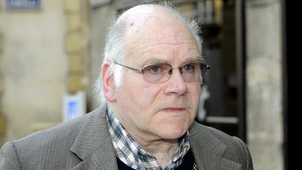 Henri Leclaire arrive au tribunal de Metz, le 1er avril 2014, pour le proc&egrave;s de Francis Heaulme. (  MAXPPP)