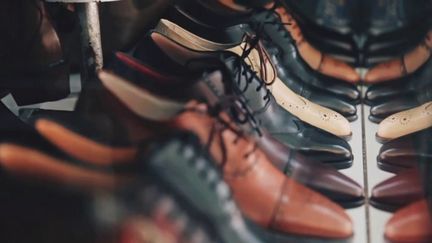 Consommation : chaussures, piscine, vêtements… La location a la cote