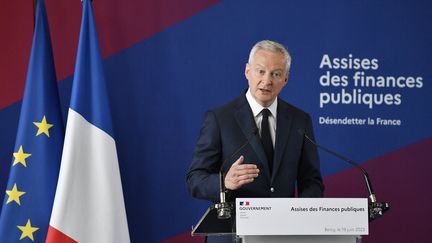 Le ministre de l'Economie, Bruno Le Maire, s'exprime lors des assises des finances publiques, le 19 juin 2023, à Paris. (JULIEN DE ROSA / AFP)