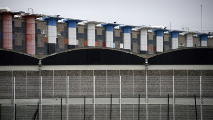 Une vue de la prison de&nbsp;Fleury-Mérogis (Essonne), le 29 octobre 2015. (ERIC FEFERBERG / AFP)