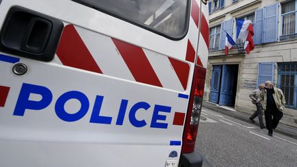 L'arrière d'un fourgon de police, le 7 mai 2015 à Bar-le-Duc (Meuse). (MAXPPP)