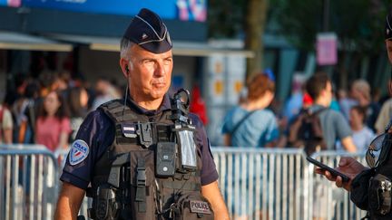 En Seine-Saint-Denis, où se sont déroulées la moitié des épreuves des Jeux olympiques, les effectifs des forces de l'ordre étaient plus nombreux qu'en temps normal. (AUGUSTIN PASQUINI / HANS LUCAS via AFP)